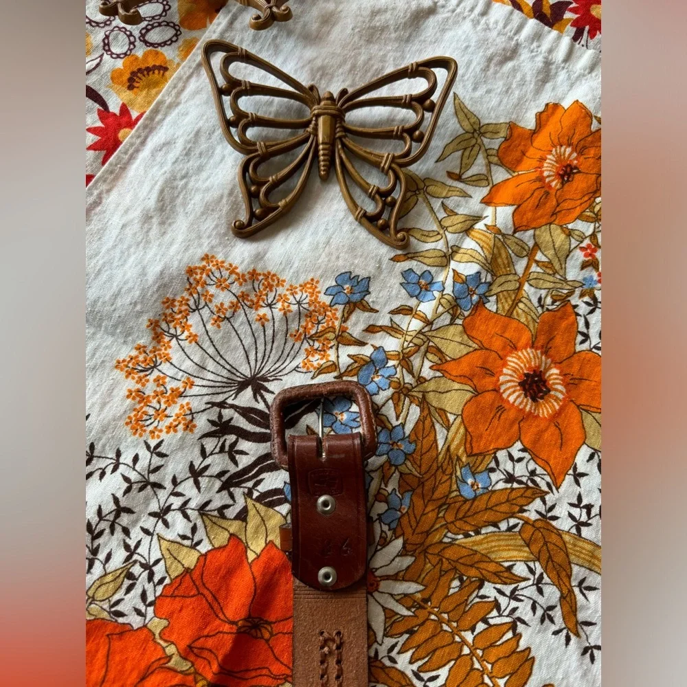 Vintage floral embossed